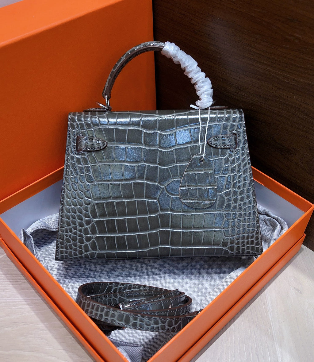 Kelly Sellier 22 Étoupe Shiny Alligator Silver Hardware