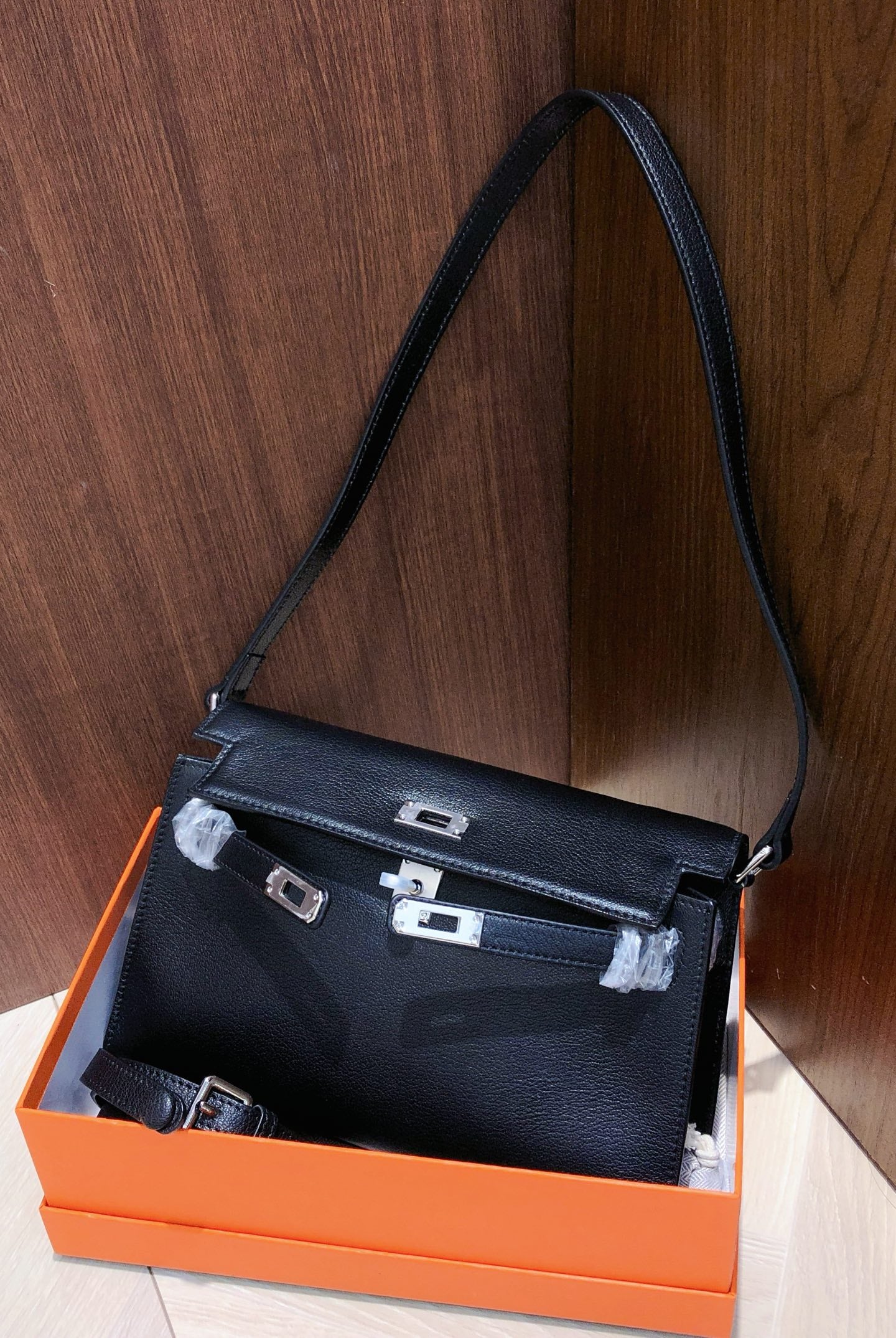 Kelly Elan 25 Underarm Baguette Bag, Genuine Top Layer Cowhide Goat Grain Leather, Silver Hardware Black Unisex Shoulder Purse, Multiway Crossbody Handheld Daily Bag, High Practical Daily Bag Size 25×6.5×15cm