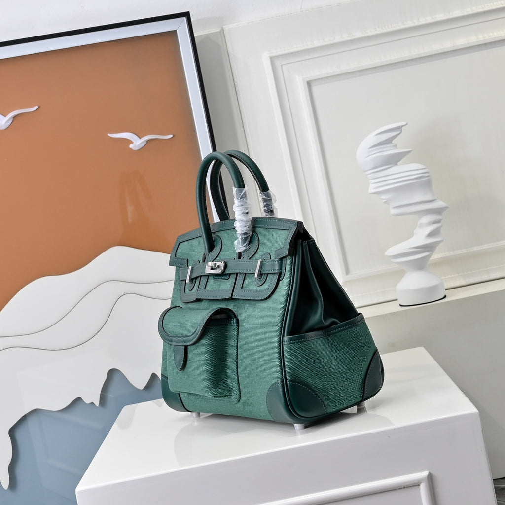 Birkin Cargo 25 Green Swift Leather and Canvas Splicing Bag