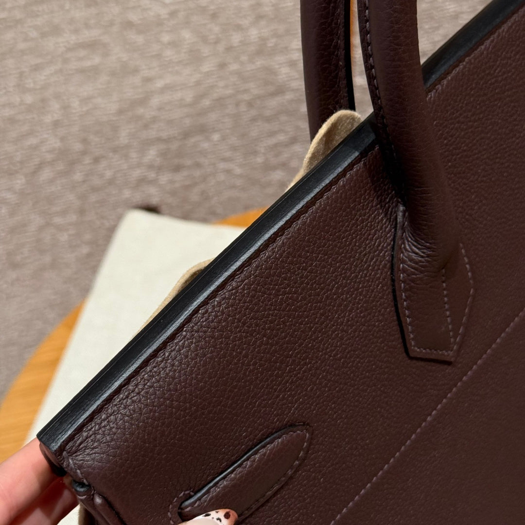 Hermès HAC 40 Chocolat Togo Leather Travel Bag with Gold Hardware