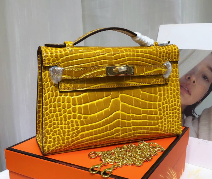 Kelly Pochette Jaune Ambre Shiny Niloticus Crocodile Leather Palladium Hardware Women Clutch Bag