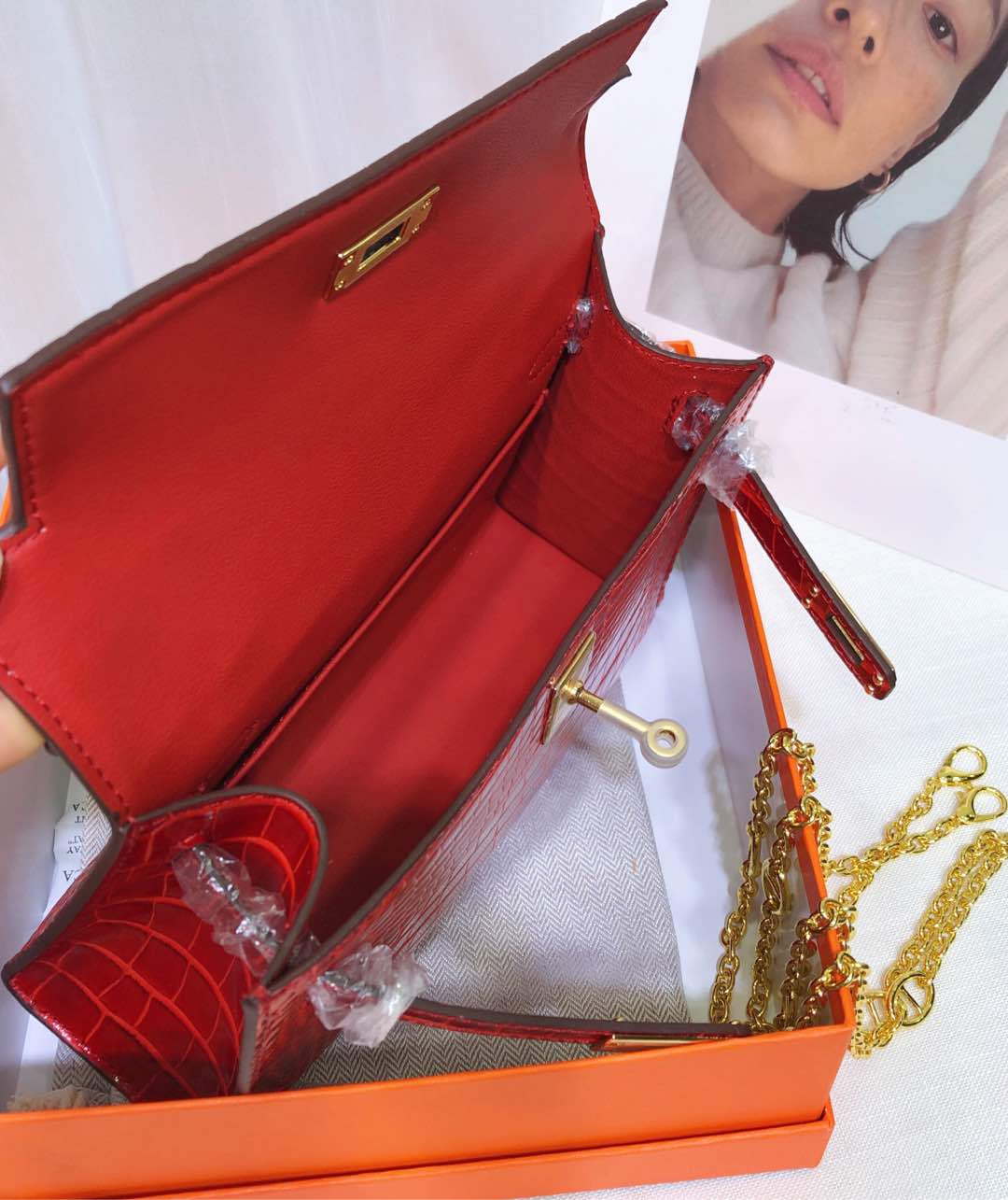 Kelly Pochette Rouge Casa Shiny Niloticus Crocodile Leather Gold Hardware Women Clutch Bag