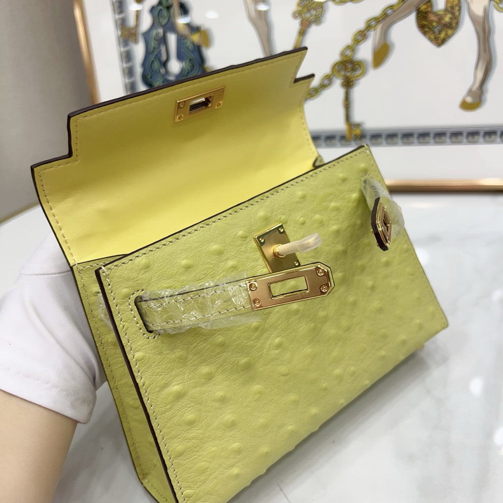Mini Kelly II 19cm Sellier Jaune Poussin Ostrich Gold Hardware Luxury Mini Handbag